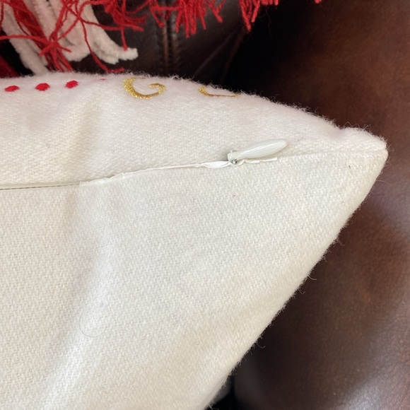 Merry Christmas pillow - Picture 5 of 5